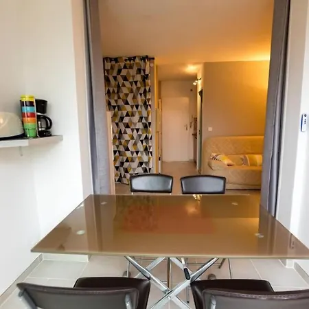 Appartement Beau Pour 4 Personnes à *